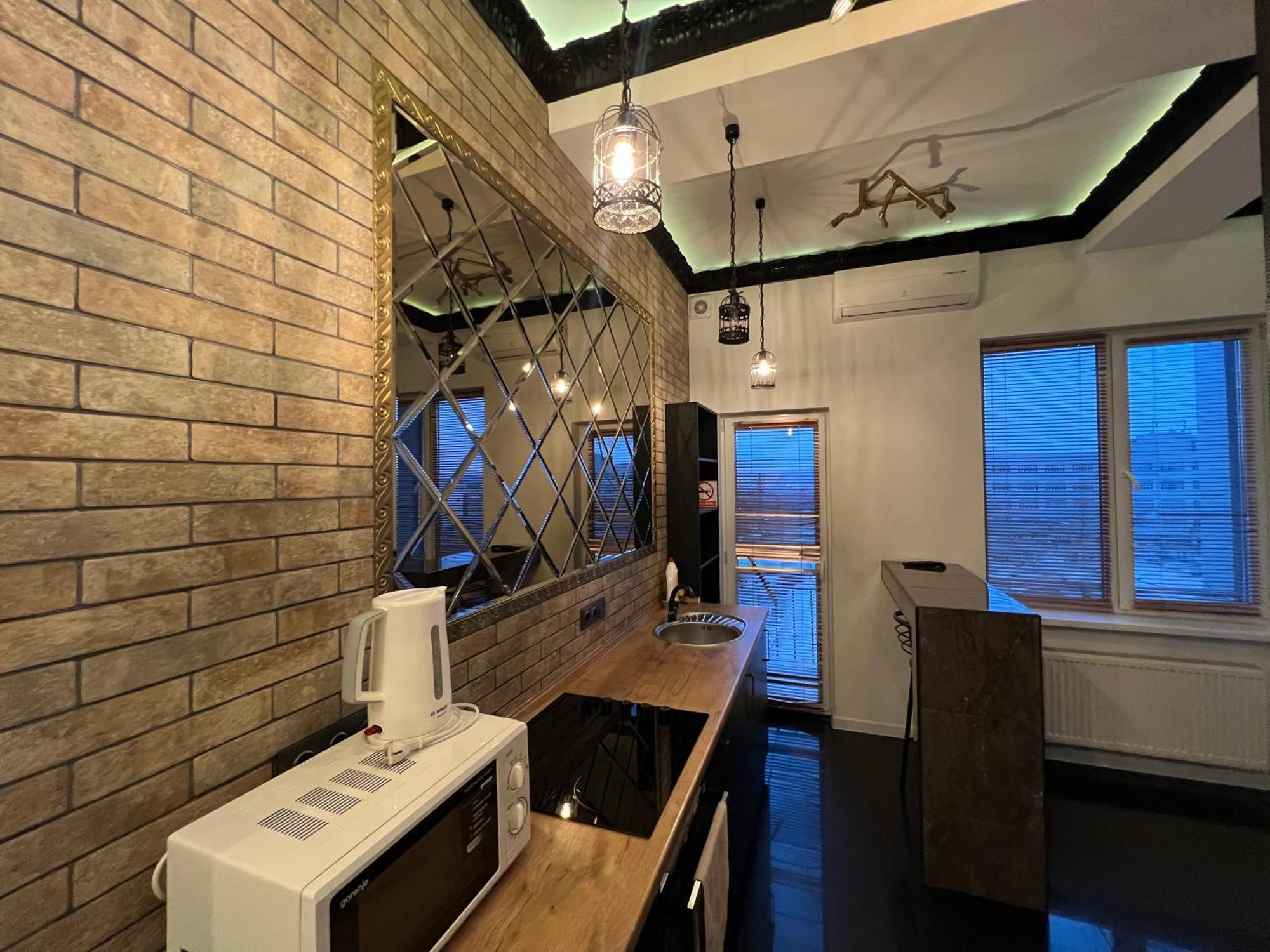 Center Apartment คีชีเนา ภายนอก รูปภาพ