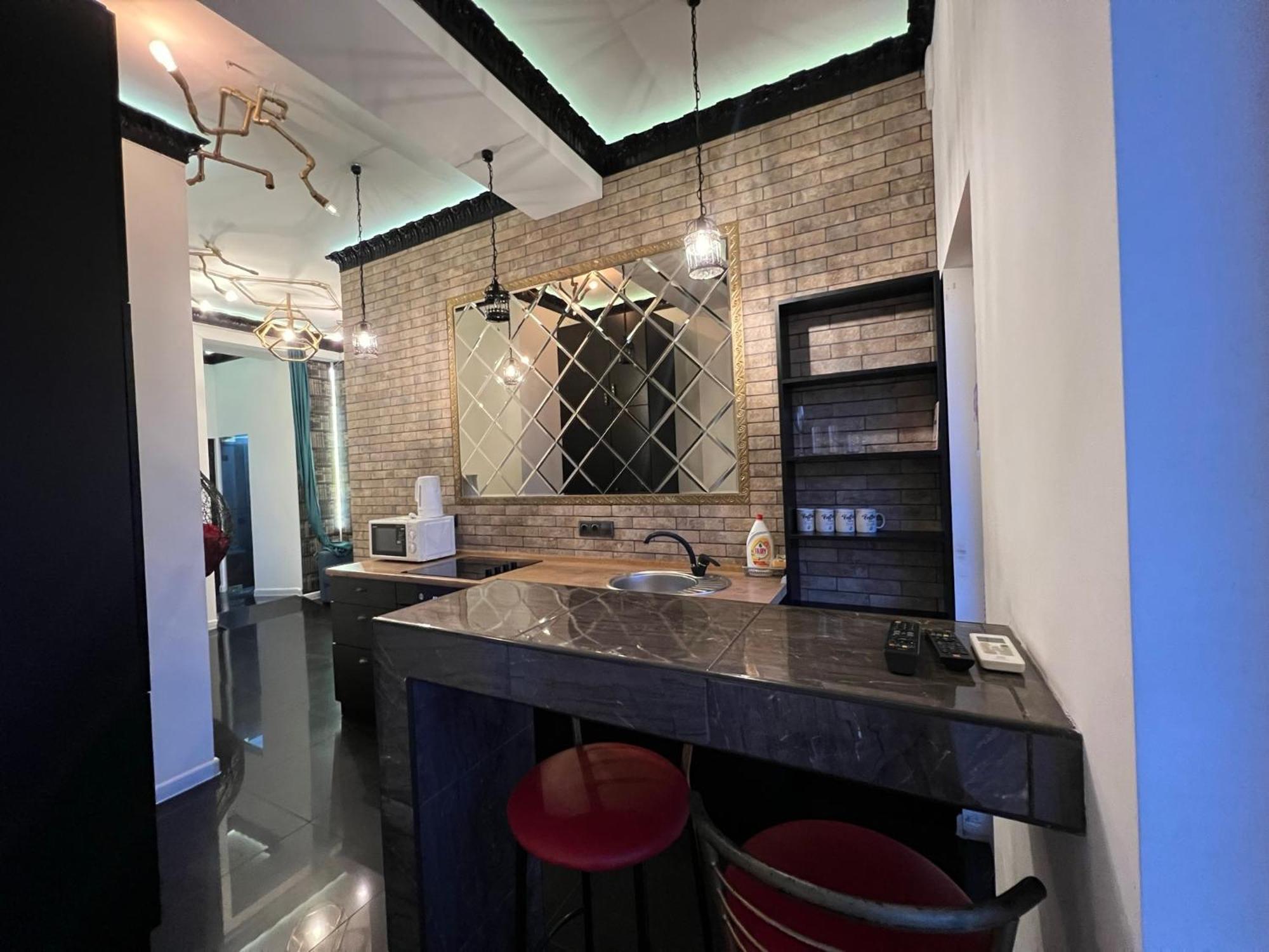Center Apartment คีชีเนา ภายนอก รูปภาพ