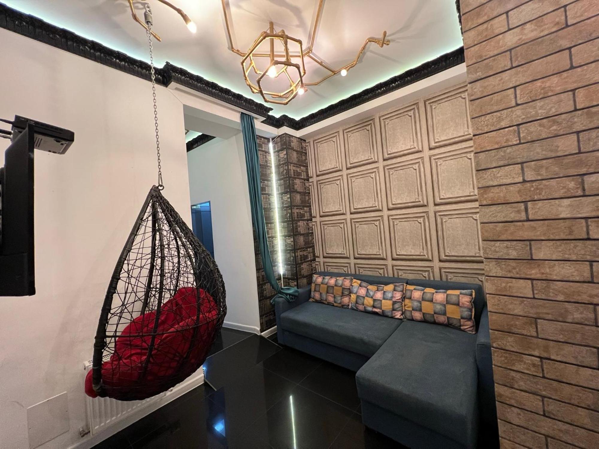 Center Apartment คีชีเนา ภายนอก รูปภาพ