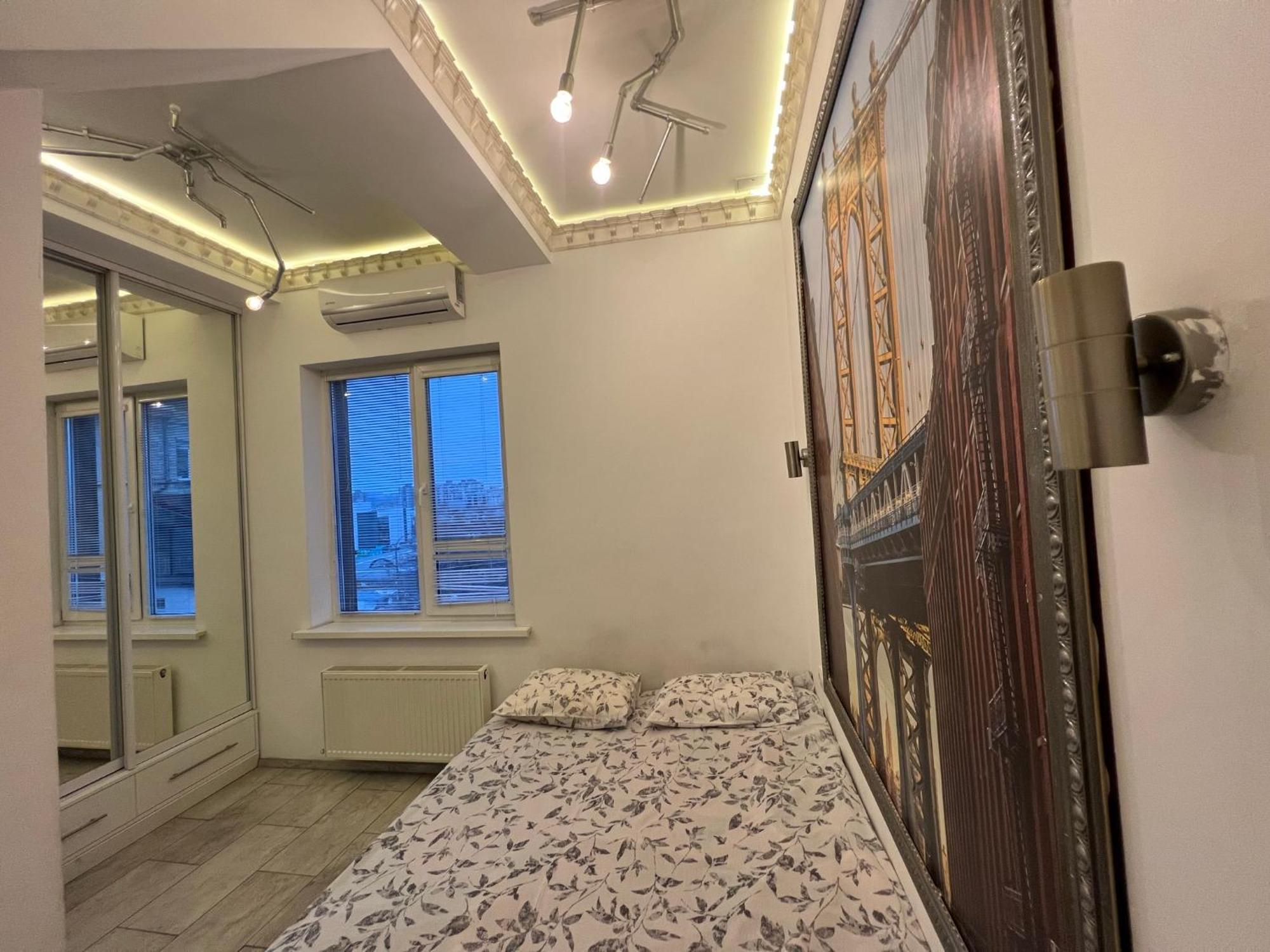 Center Apartment คีชีเนา ภายนอก รูปภาพ