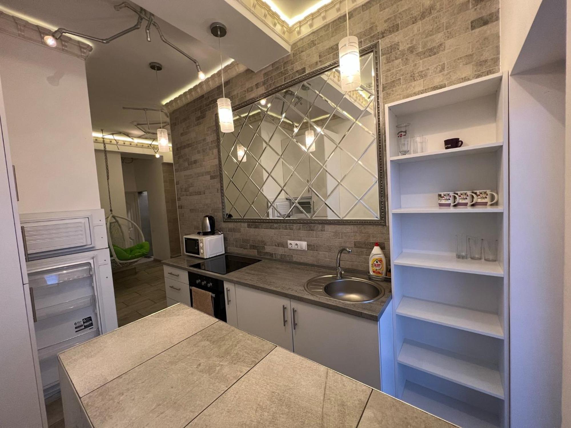 Center Apartment คีชีเนา ภายนอก รูปภาพ