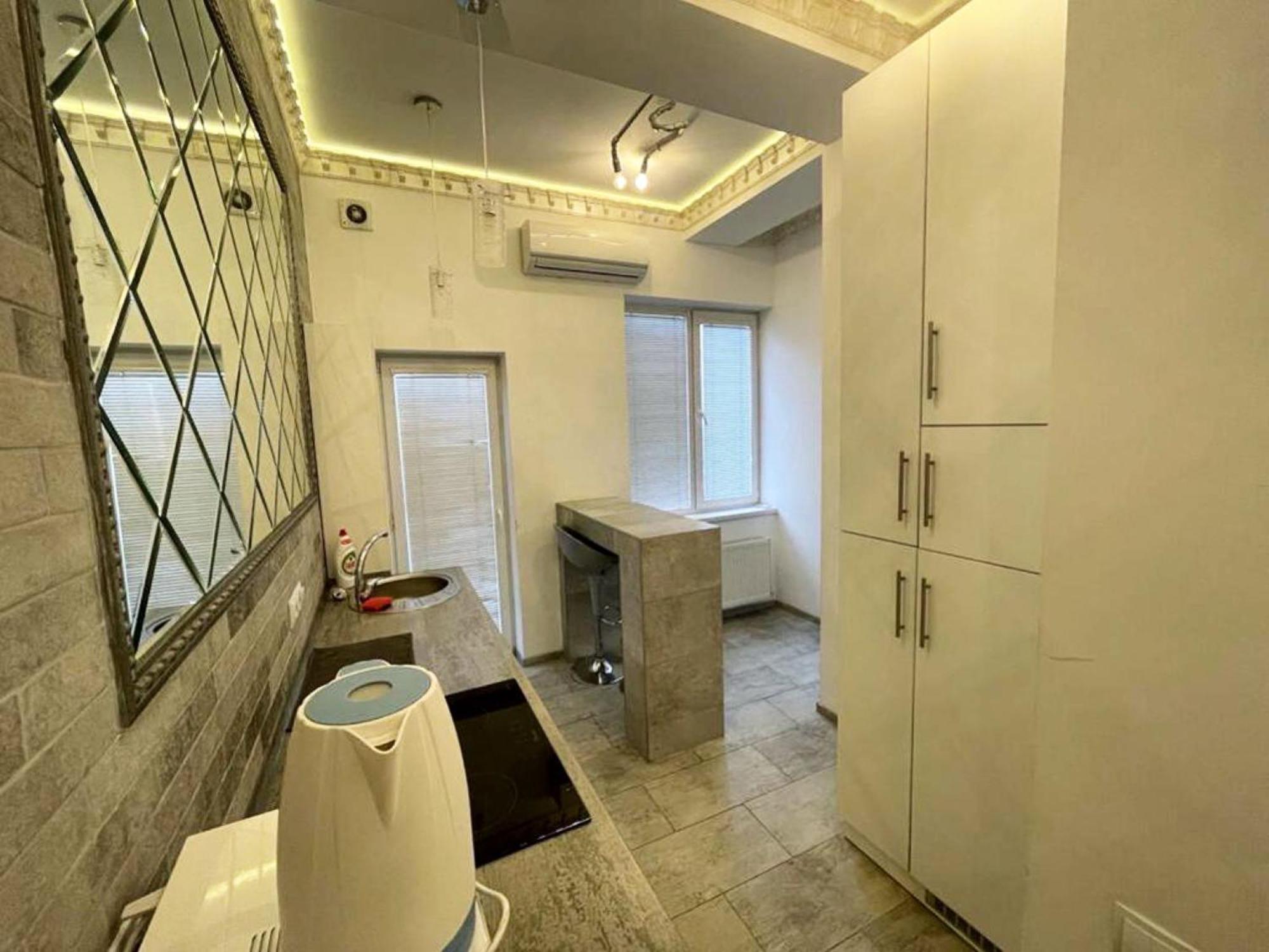Center Apartment คีชีเนา ภายนอก รูปภาพ